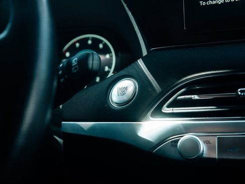 Used 2022 Hyundai Palisade Calligraphy image 26