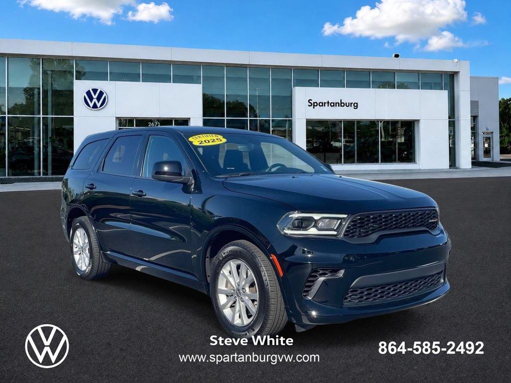 Used 2025 Dodge Durango GT RWD image 1