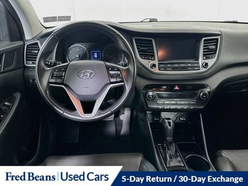 Used 2017 Hyundai Tucson SE Plus AWD/4WD image 30