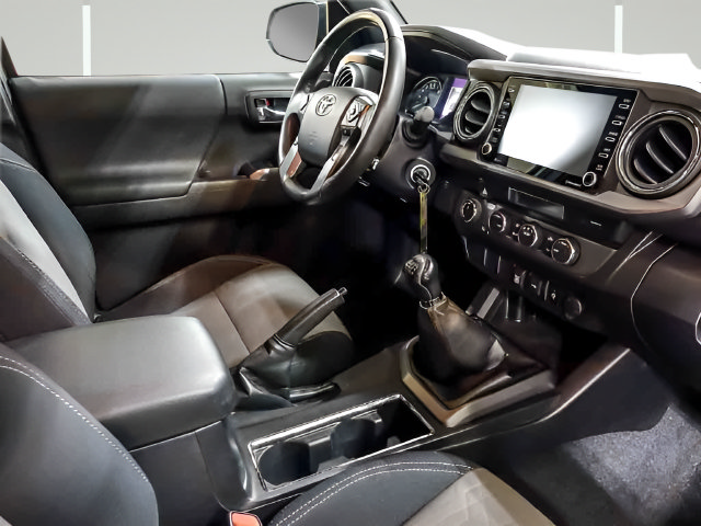 Used 2021 Toyota Tacoma TRD Sport AWD/4WD image 27