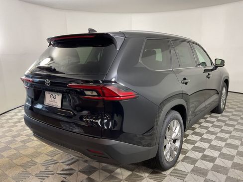 New 2026 Toyota Grand Highlander Limited image 8