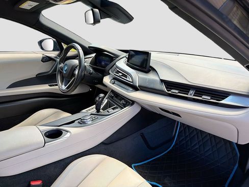 Used 2015 BMW i8 AWD/4WD image 13