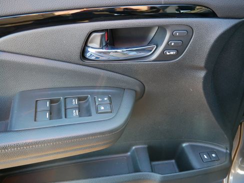 Used 2021 Honda Pilot Elite image 19