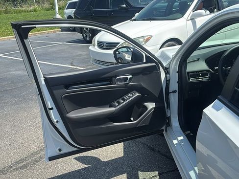 Used 2026 Honda Civic Sport Touring image 11