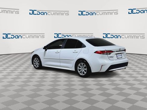 Used 2022 Toyota Corolla LE FWD image 6