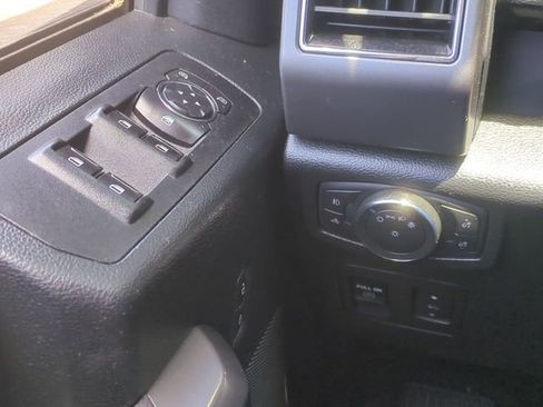 Used 2020 Ford F150 XLT w/ Equipment Group 302A Luxury AWD/4WD image 36