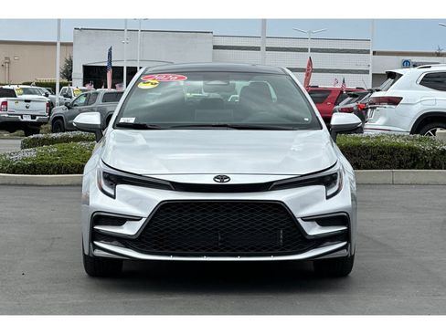 New 2026 Toyota Corolla SE w/ SE Package FWD image 9