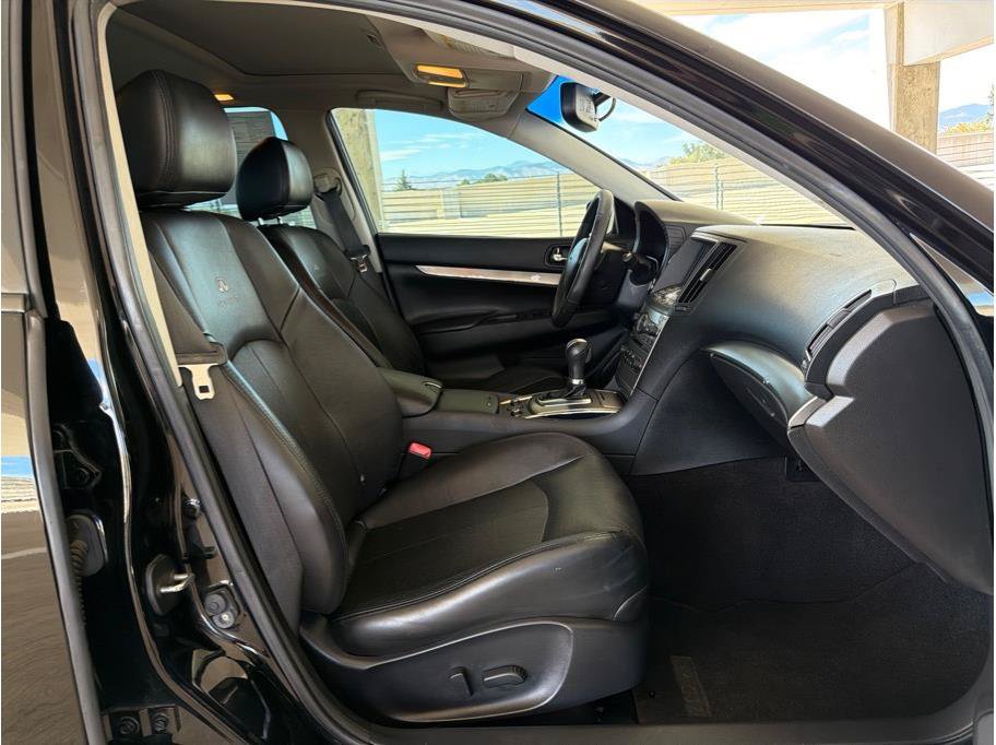 Used 2013 INFINITI G37 x Sedan w/ Premium Pkg AWD/4WD image 14