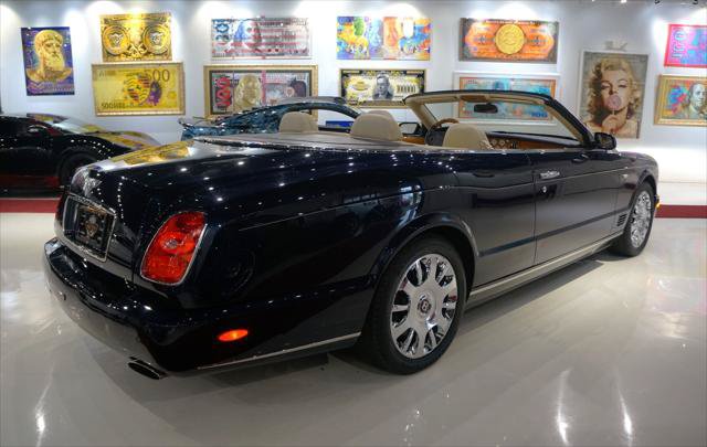 Used 2007 Bentley Azure RWD image 11