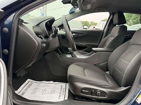 Used 2021 Chevrolet Malibu LT FWD image 9