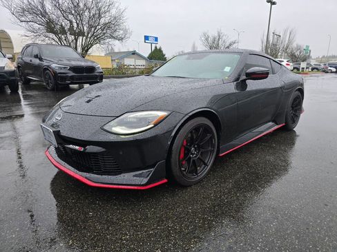 Used 2024 Nissan Z NISMO w/ Floor Mat Package image 3