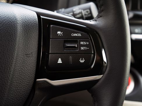 Certified 2025 Honda Odyssey EX-L image 22