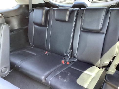Used 2017 Toyota Highlander Limited AWD/4WD image 33