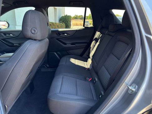 Used 2025 Chevrolet Equinox LT AWD/4WD image 21
