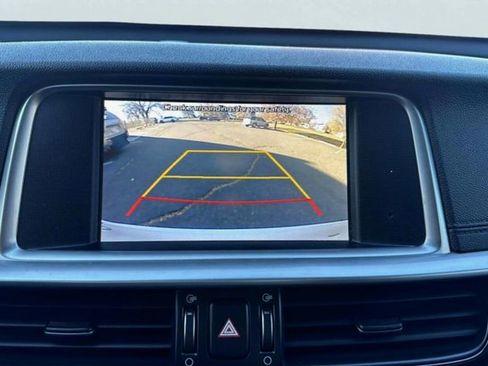 Used 2019 Kia Optima LX image 11