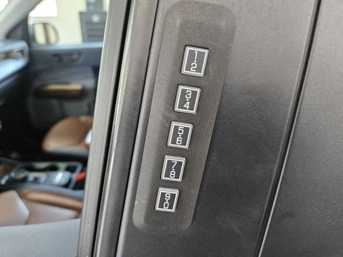 Used 2022 Ford Maverick Lariat FWD image 14