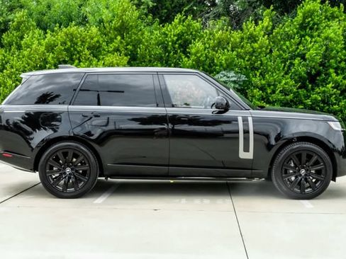 Used 2023 Land Rover Range Rover Long Wheelbase SE AWD/4WD image 10
