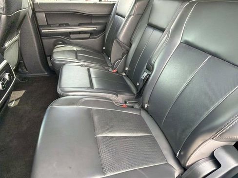 Certified 2022 Ford Expedition XLT image 22