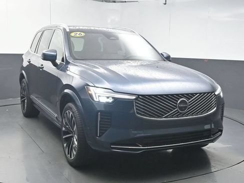 Used 2026 Volvo XC90 B5 Plus w/ Protection Package Premier AWD/4WD image 2