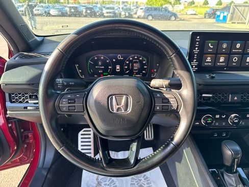 Used 2023 Honda Accord Sport image 15