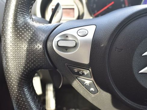 Used 2016 Nissan 370Z Roadster RWD image 22