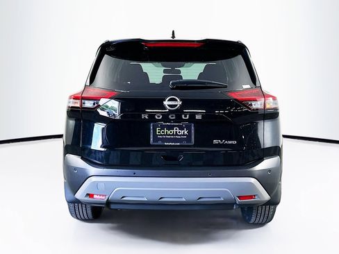 Used 2023 Nissan Rogue SV AWD/4WD image 7