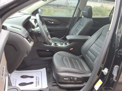 Used 2023 GMC Terrain Denali w/ LPO, Floor Liner Package AWD/4WD image 32