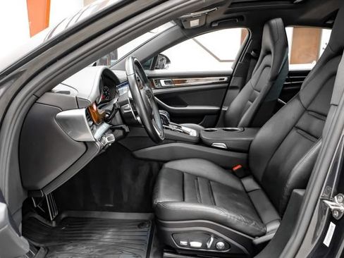 Used 2018 Porsche Panamera 4S AWD/4WD image 4