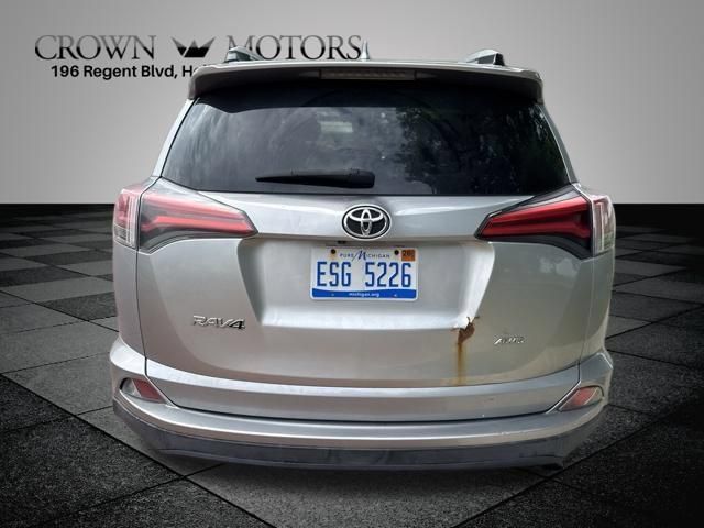 Used 2016 Toyota RAV4 LE AWD/4WD image 6