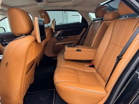 Used 2015 Jaguar XJ L Supercharged image 25