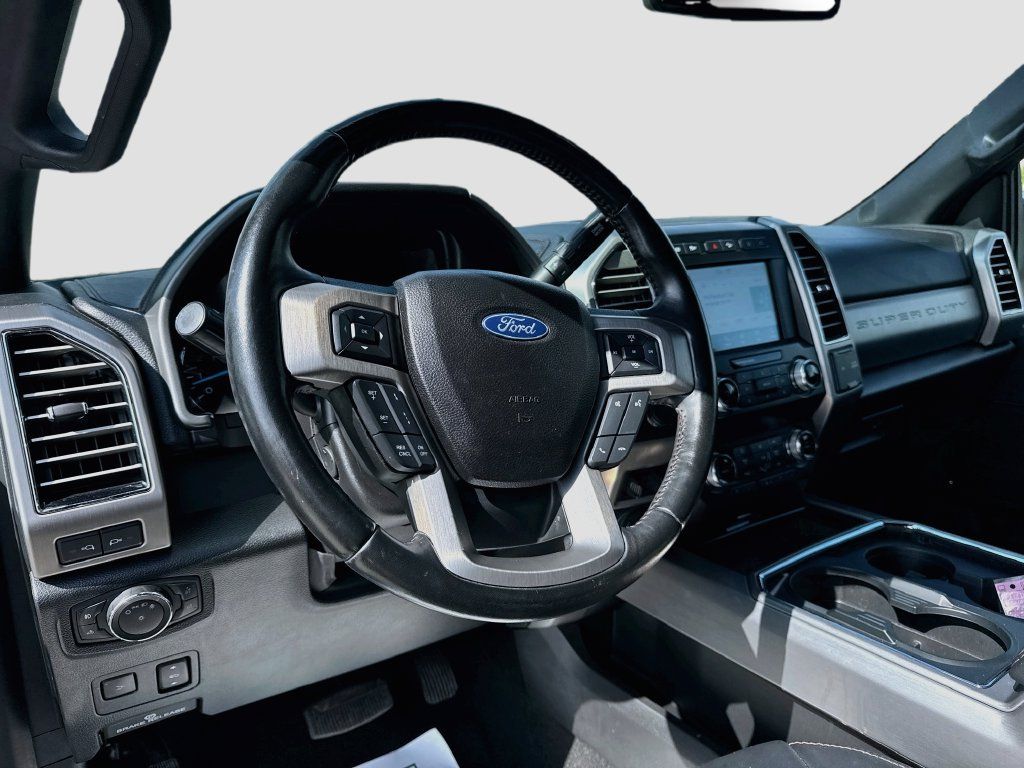 Used 2021 Ford F250 Platinum w/ FX4 Off-Road Package AWD/4WD image 9