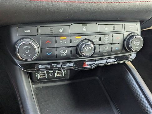 Used 2023 Dodge Durango GT image 22