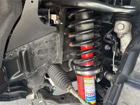 Used 2025 Toyota 4Runner 4WD image 6