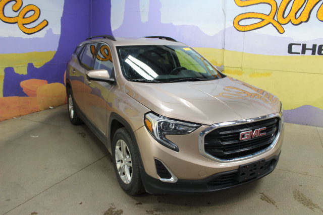 Used 2019 GMC Terrain SLE FWD image 2