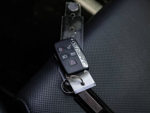 Used 2021 Jaguar F-TYPE R AWD/4WD image 69