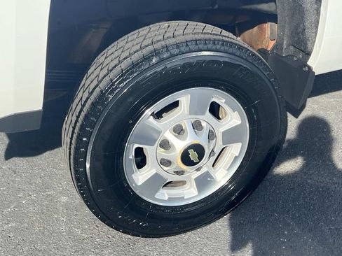 Used 2015 Chevrolet Silverado 2500 LT RWD image 5