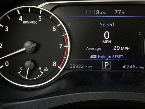Used 2025 Nissan Altima 2.5 SV FWD image 37
