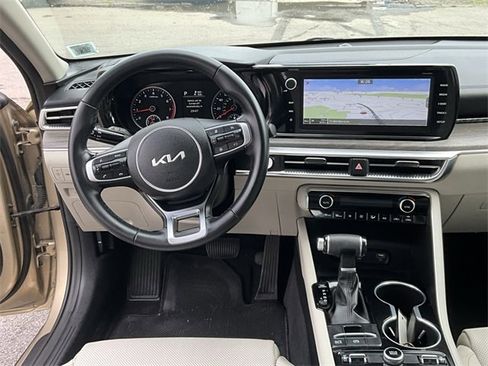 Used 2022 Kia K5 EX image 25