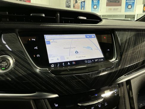 Used 2024 Cadillac XT6 Premium Luxury w/ Technology Package image 28