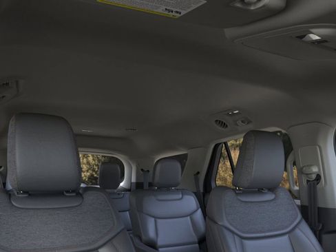 New 2026 Ford Explorer Active w/ Active Comfort Package image 22
