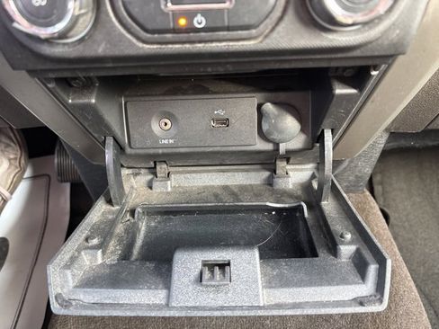 Used 2013 Ford F150 XLT w/ Luxury Equipment Group image 30