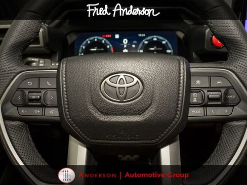 Certified 2025 Toyota RAV4 LE AWD/4WD image 19