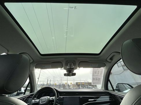 Used 2023 Audi Q7 3.0T Premium Plus image 19