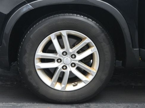 Used 2015 Kia Sorento LX image 32