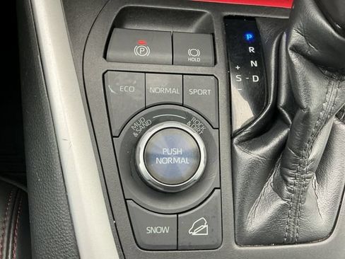 Certified 2021 Toyota RAV4 TRD Off-Road w/ TRD Off-Road Weather Package AWD/4WD image 28