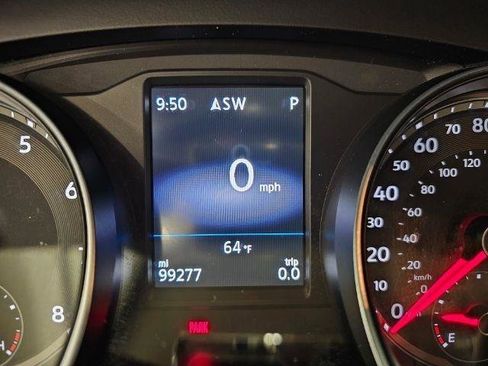 Used 2018 Volkswagen Atlas SEL image 18