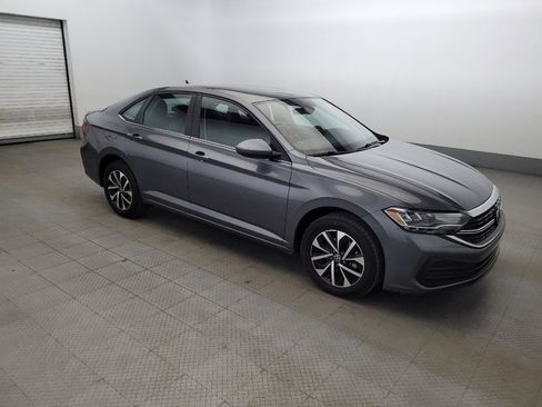 Used 2024 Volkswagen Jetta S image 11