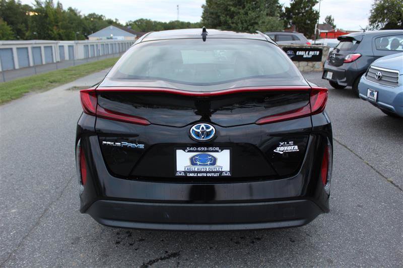 Used 2020 Toyota Prius Prime XLE FWD image 6