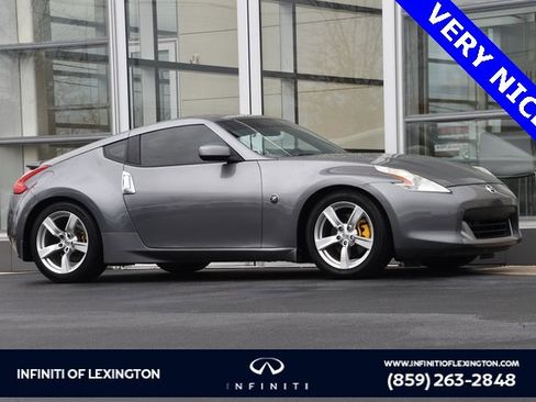 Used 2012 Nissan 370Z Coupe image 1