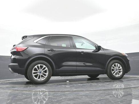 Used 2022 Ford Escape SE w/ Cold Weather Package AWD/4WD image 40